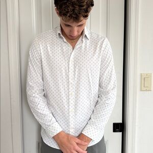 Express White and Light Blue Patterned Button Down Shirt